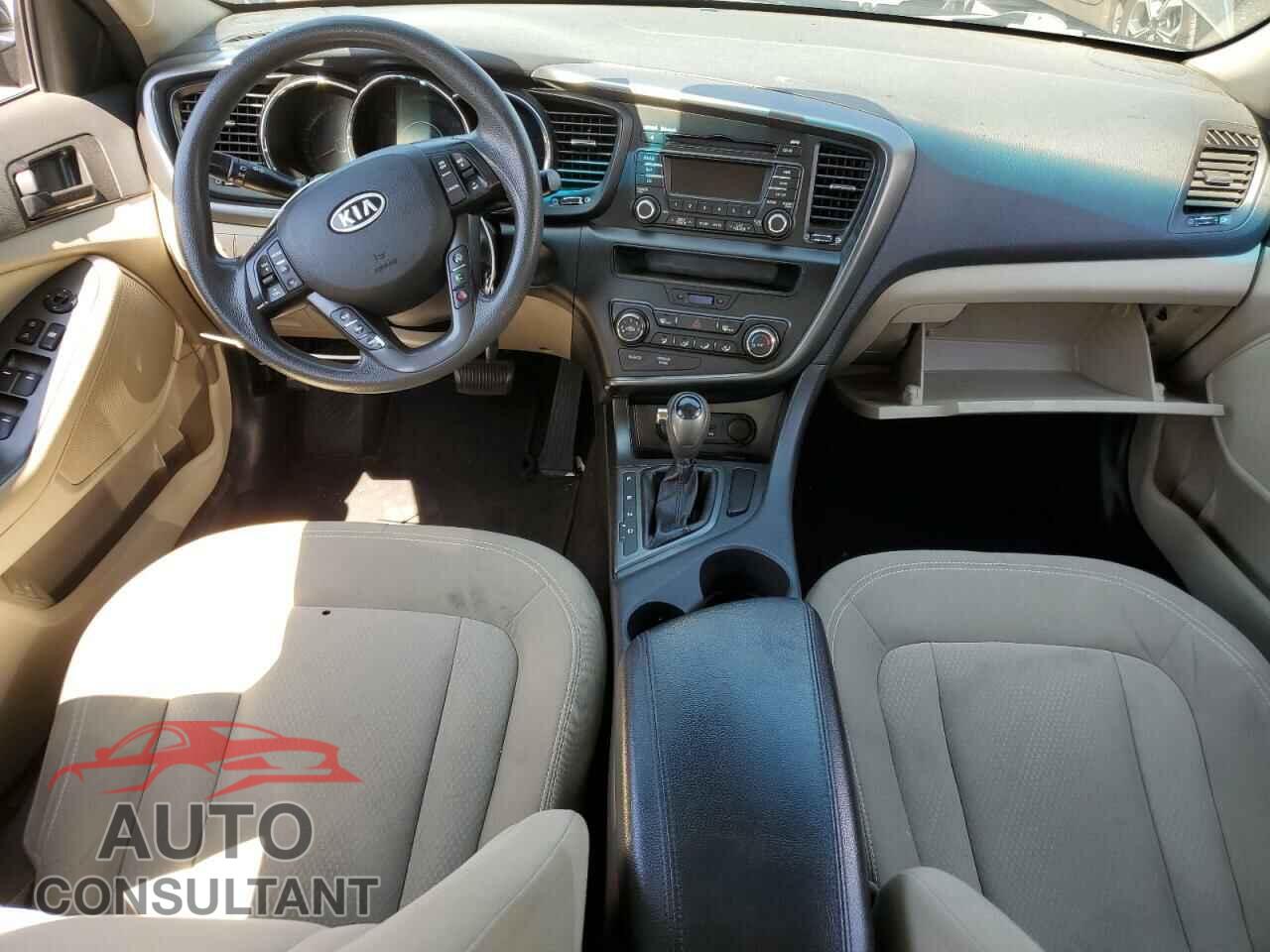 KIA OPTIMA 2011 - KNAGM4A70B5058229