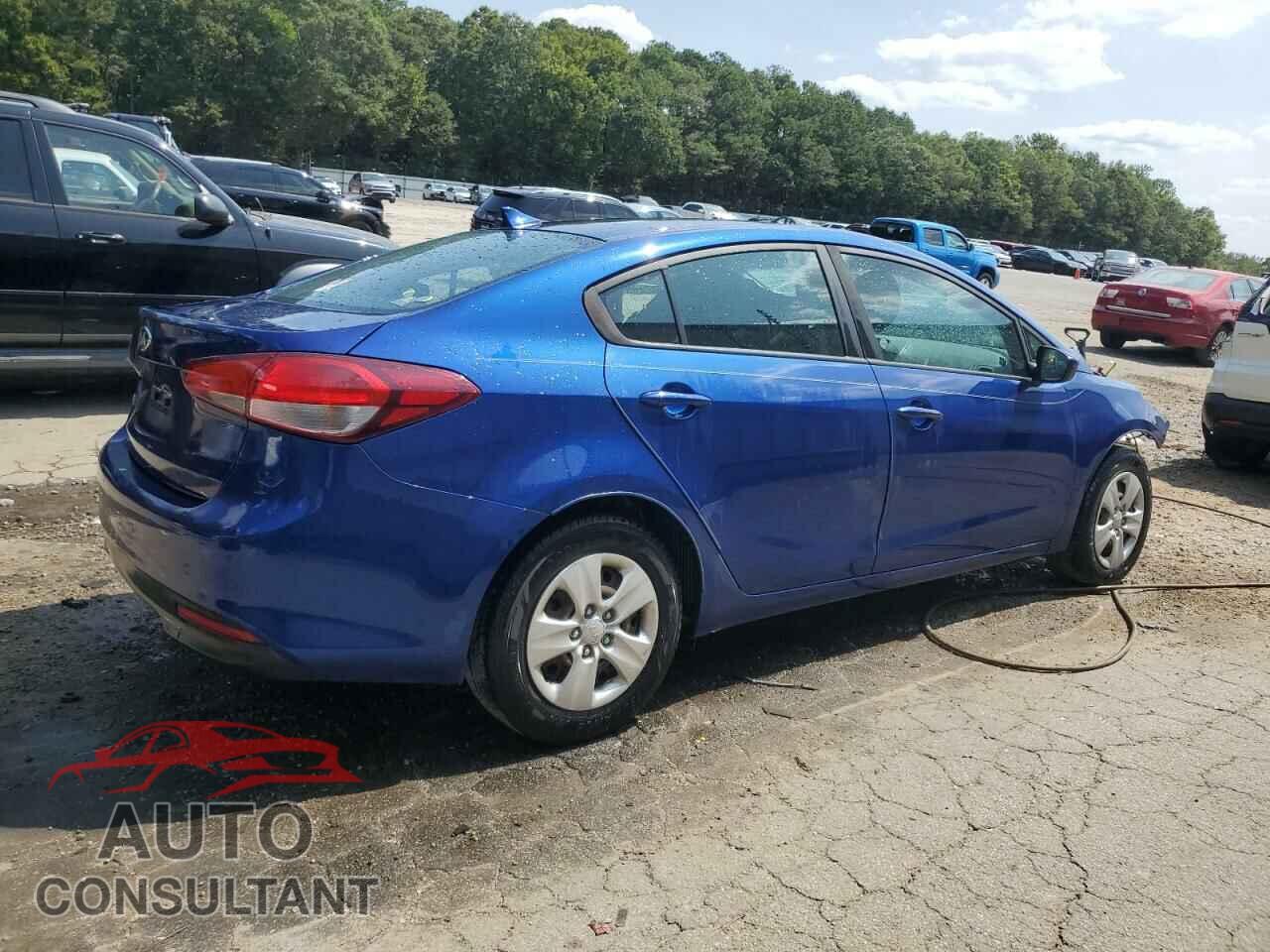 KIA FORTE 2017 - 3KPFK4A70HE011218