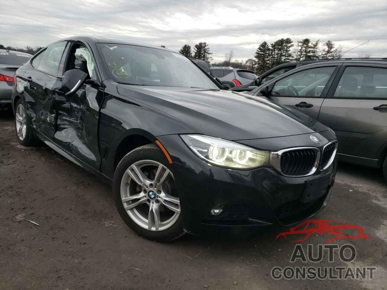 BMW 3 SERIES 2018 - WBA8Z9C58JG827982