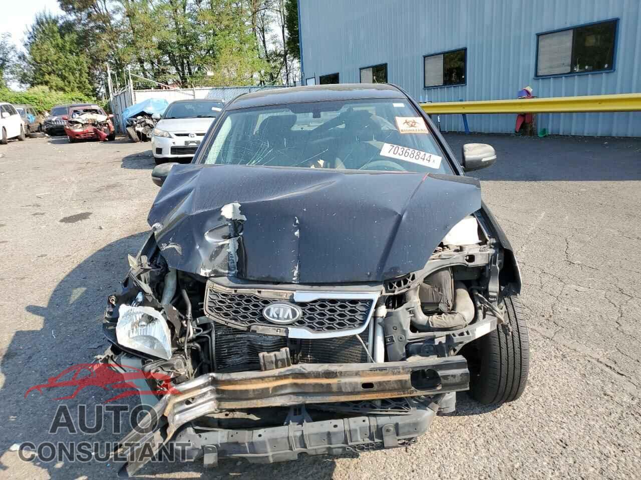KIA RIO 2011 - KNADH4A32B6939254