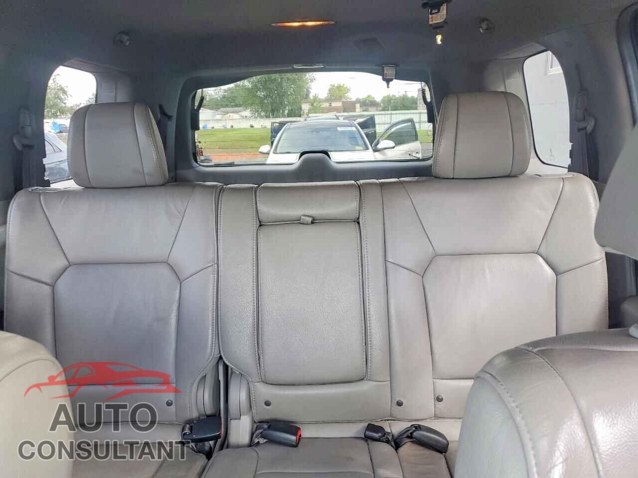 HONDA PILOT 2013 - 5FNYF4H53DB025345