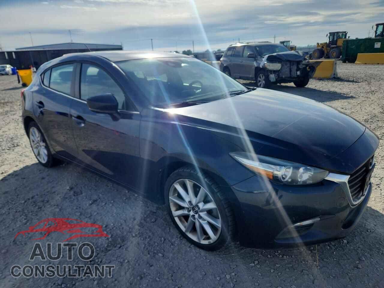 MAZDA 3 2017 - 3MZBN1L31HM152025