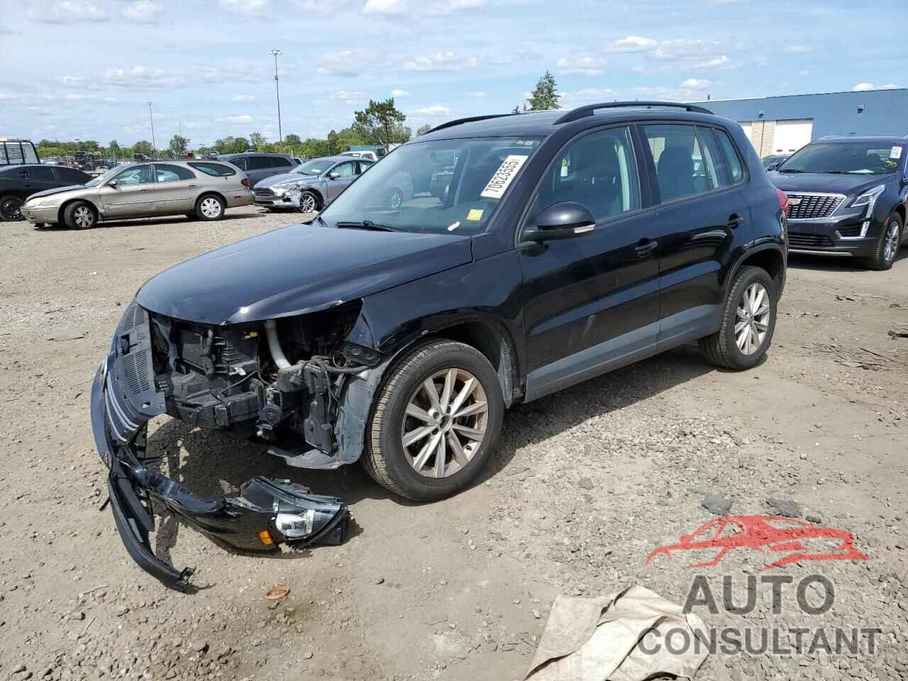 VOLKSWAGEN TIGUAN 2017 - WVGBV7AX9HK053015