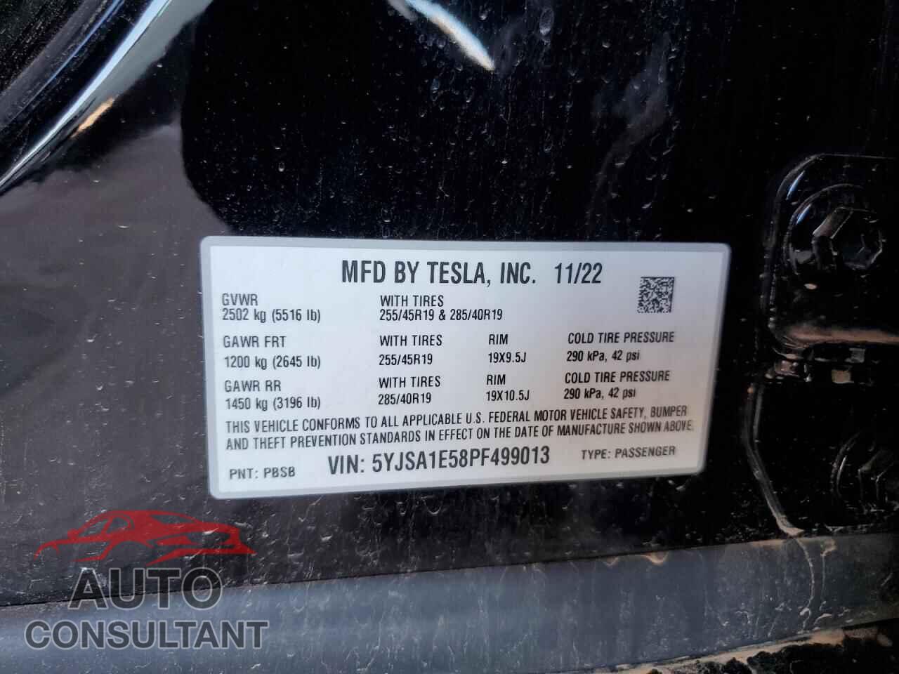TESLA MODEL S 2023 - 5YJSA1E58PF499013