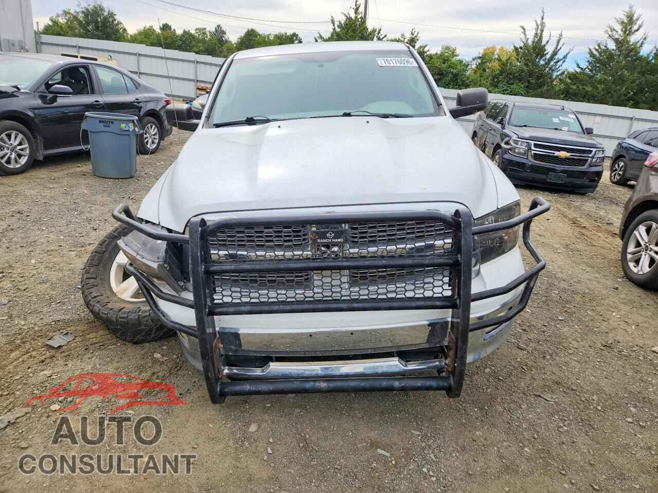 DODGE RAM 1500 2012 - 1C6RD7LT3CS151263