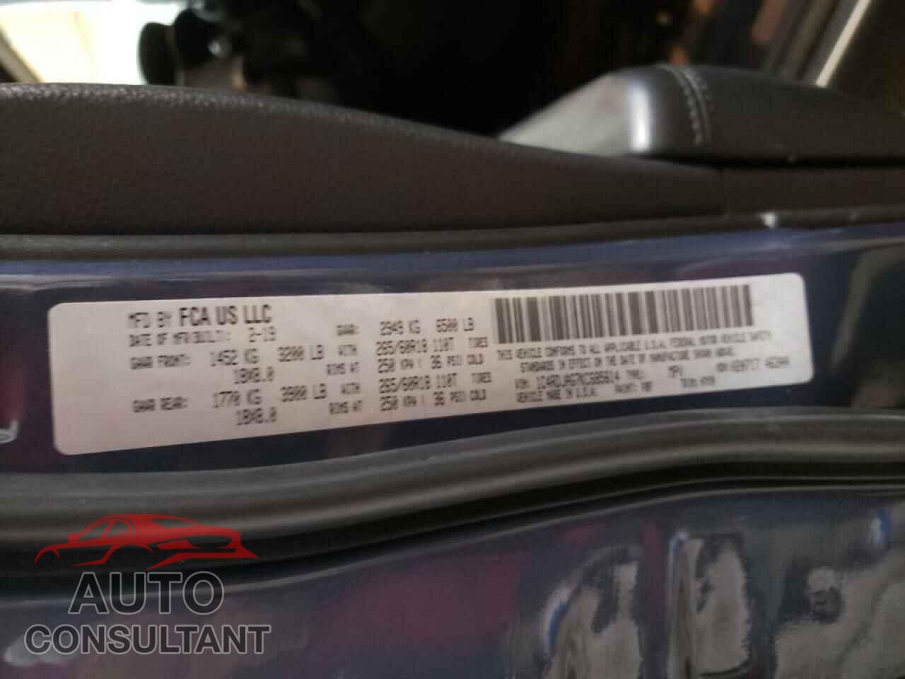 DODGE DURANGO 2019 - 1C4RDJAG7KC685614