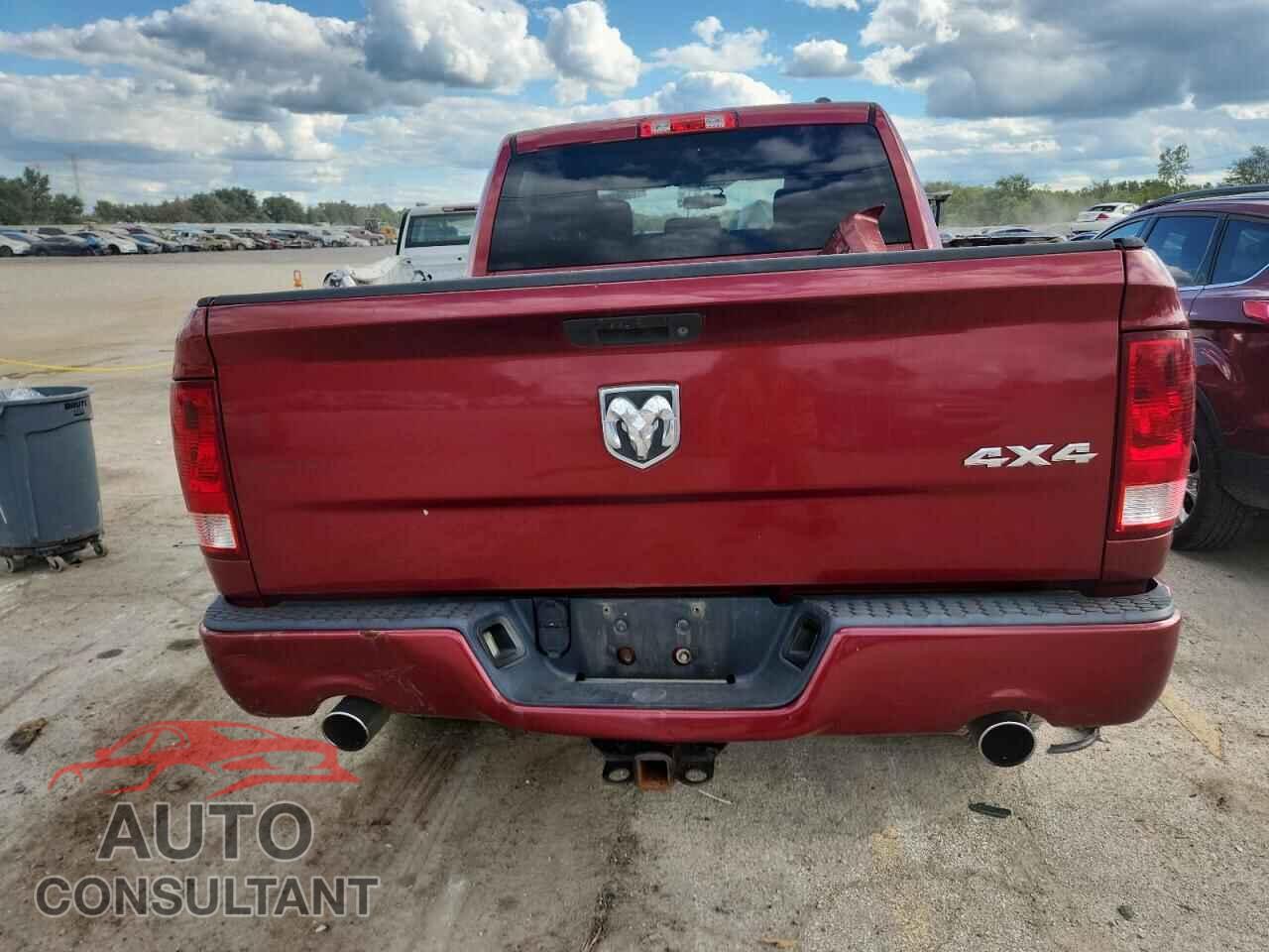 DODGE RAM 1500 2012 - 1C6RD7KT8CS144407