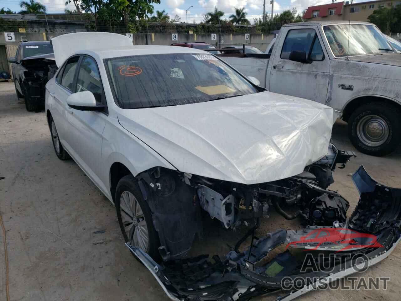 VOLKSWAGEN JETTA 2019 - 3VWCB7BU0KM181565