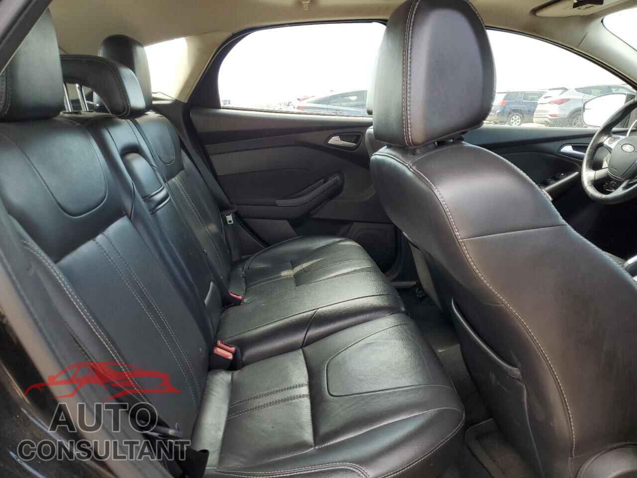 FORD FOCUS 2012 - 1FAHP3M23CL404155