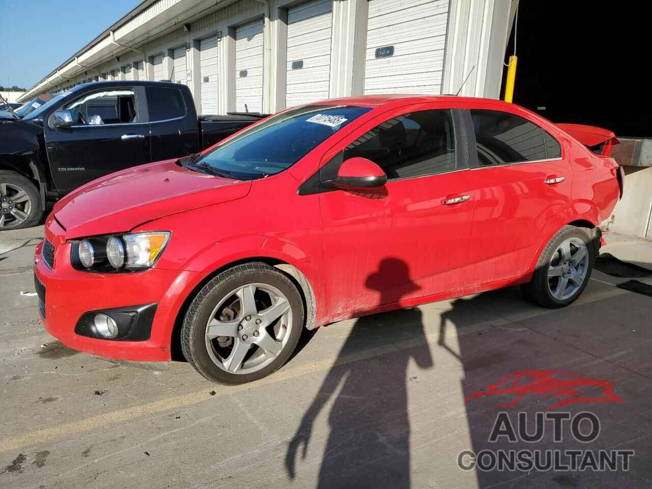 CHEVROLET SONIC 2015 - 1G1JE5SB4F4193863