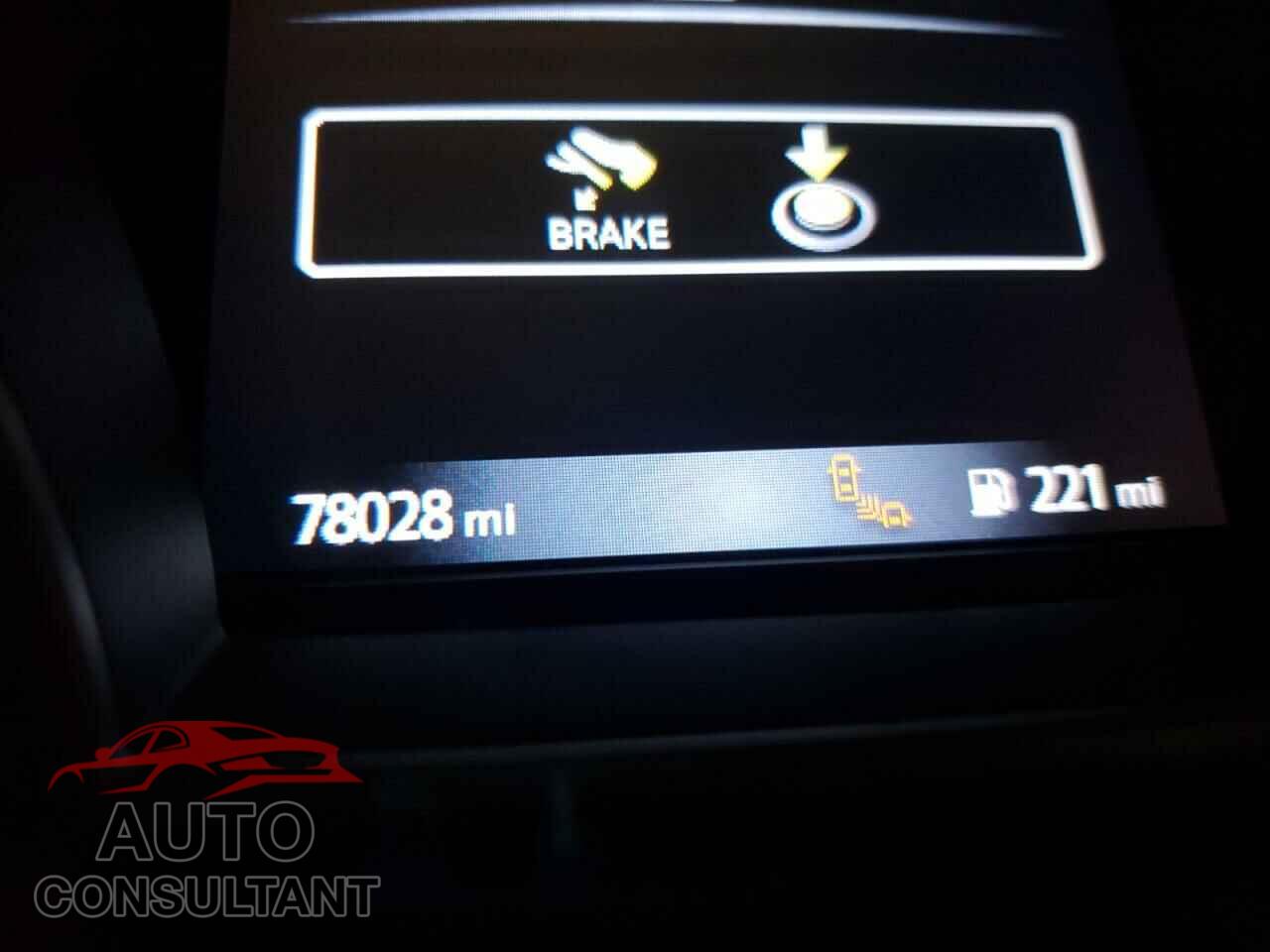 NISSAN PATHFINDER 2017 - 5N1DR2MN5HC624665
