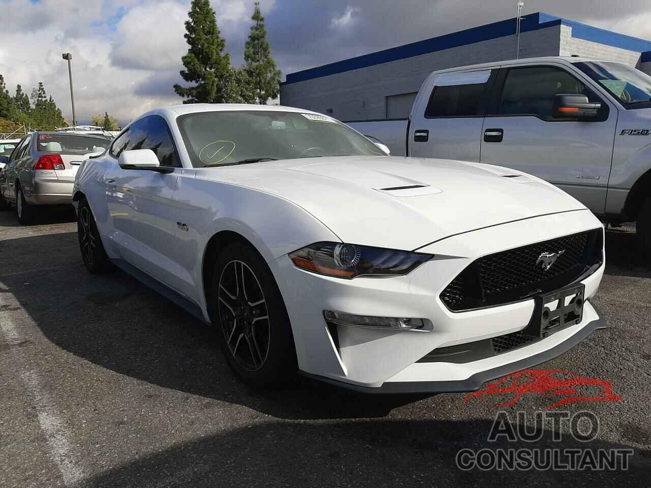 FORD MUSTANG 2018 - 1FA6P8CFXJ5136425