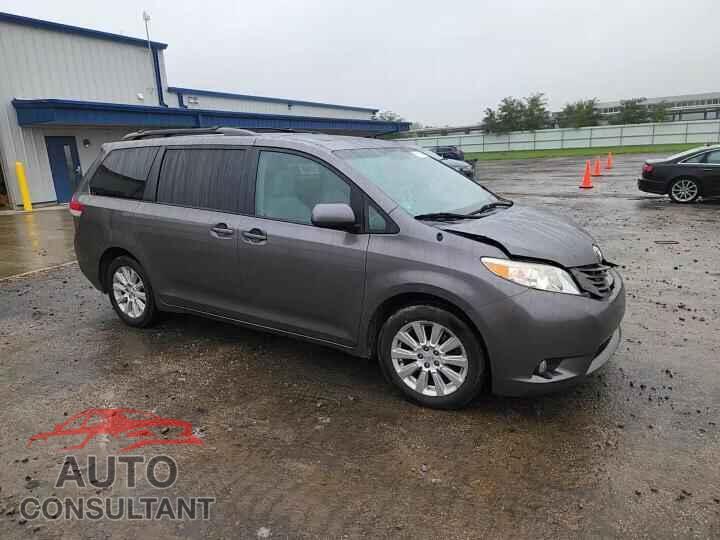 TOYOTA SIENNA 2011 - 5TDDK3DC6BS022957
