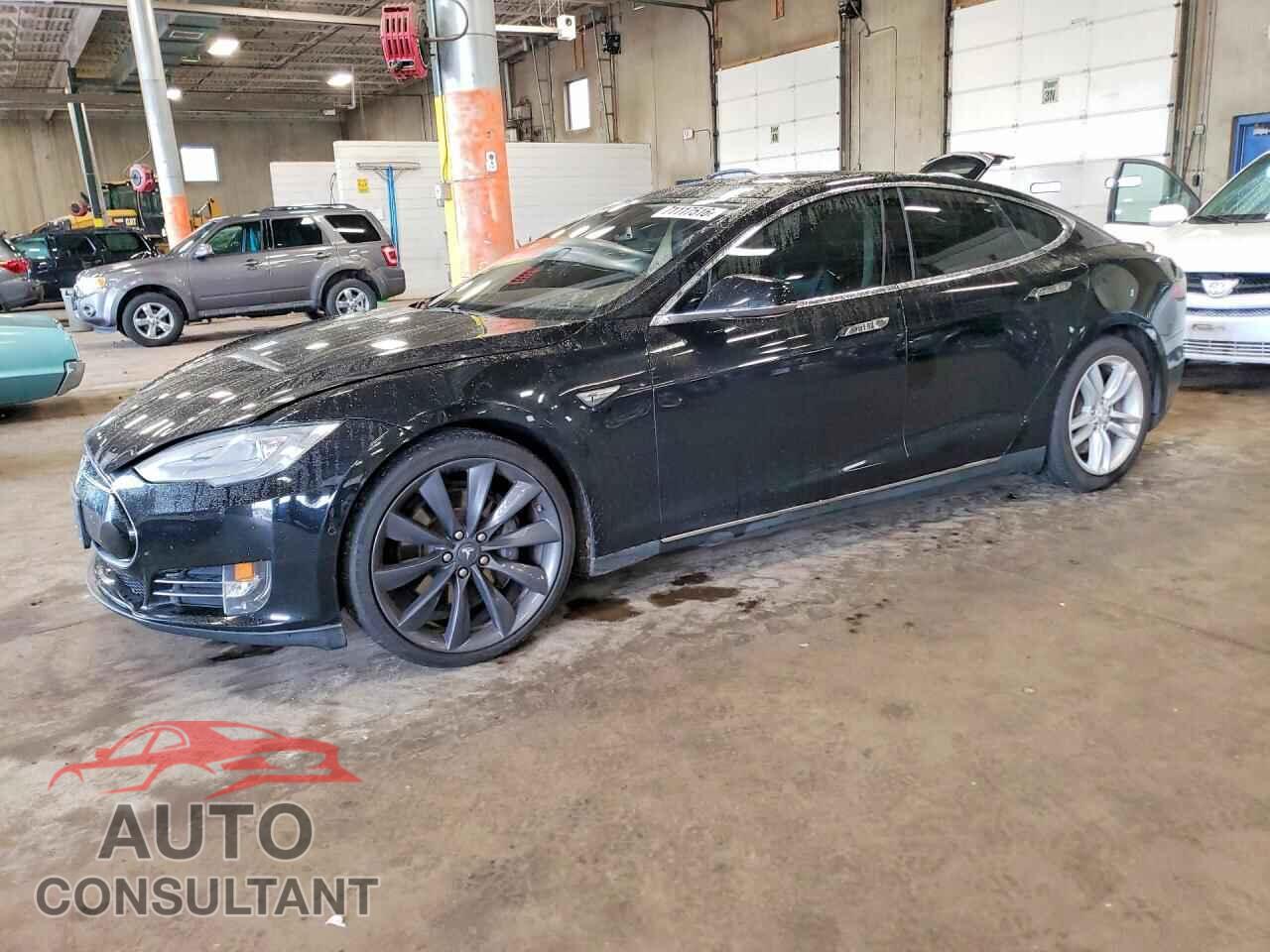 TESLA MODEL S 2015 - 5YJSA1H23FF083399