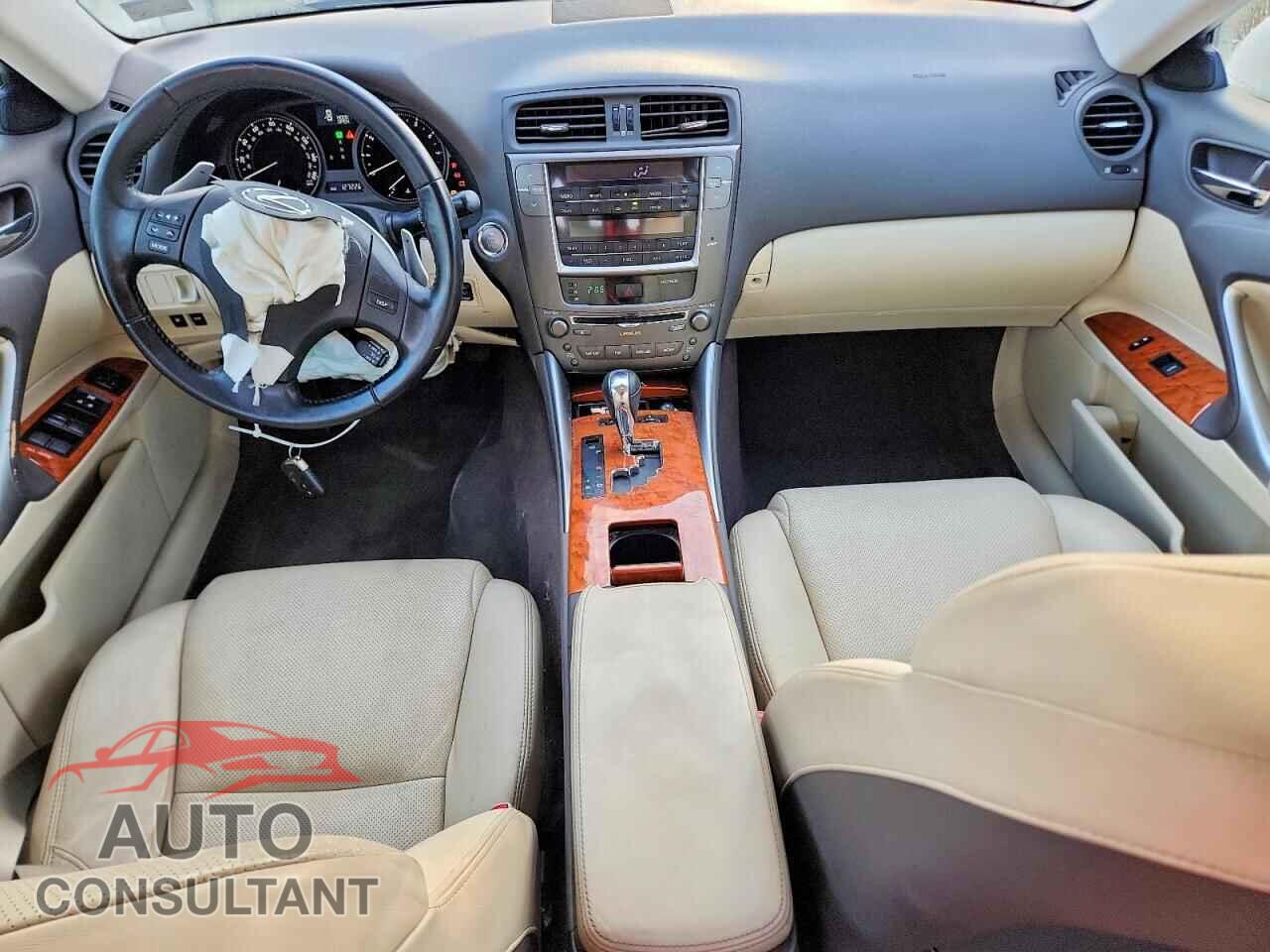 LEXUS IS 2009 - JTHCK262095033378