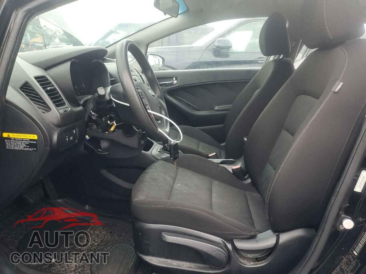KIA FORTE 2016 - KNAFK4A63G5614338