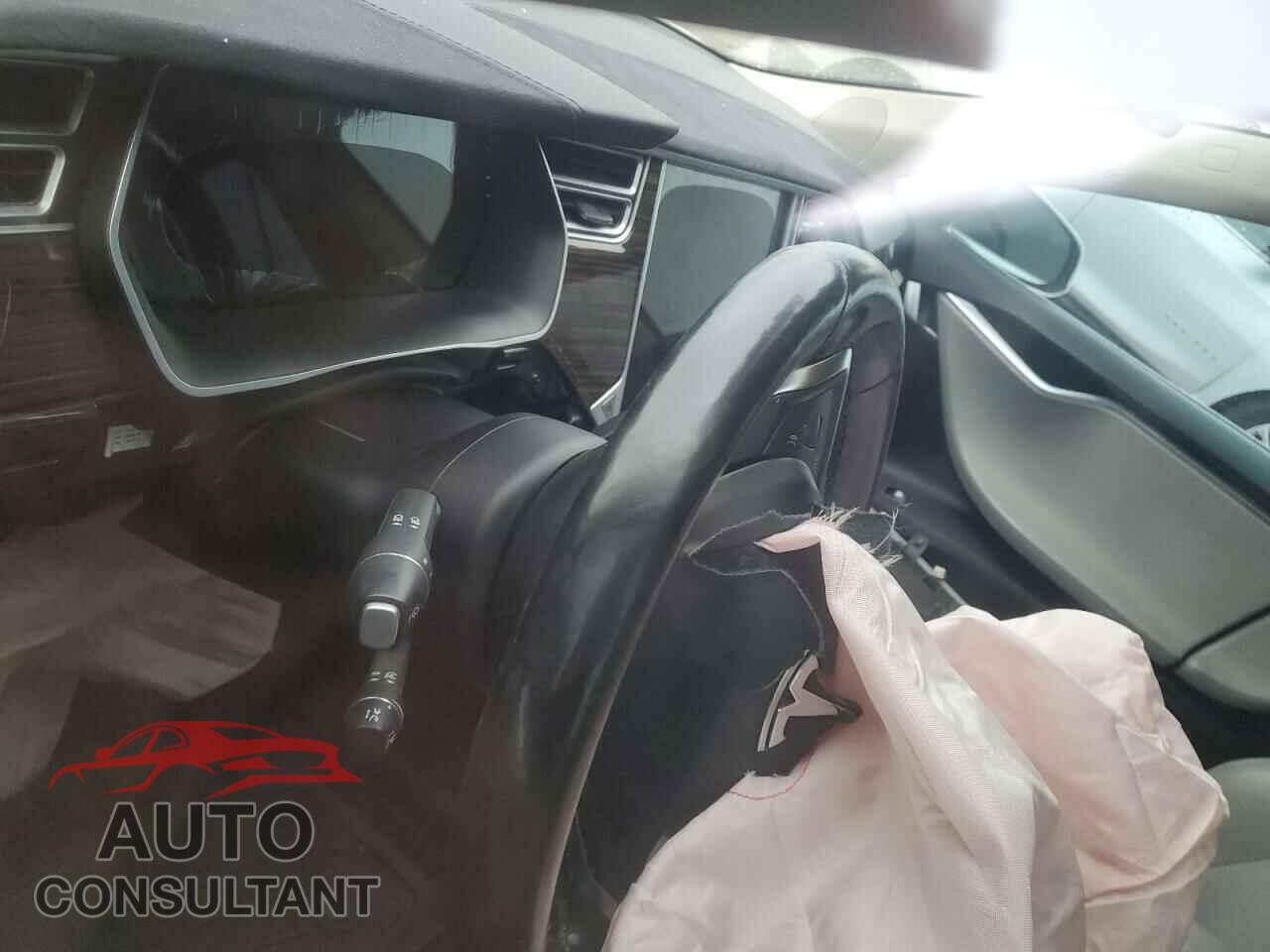 TESLA MODEL S 2016 - 5YJSA1E21GF156484
