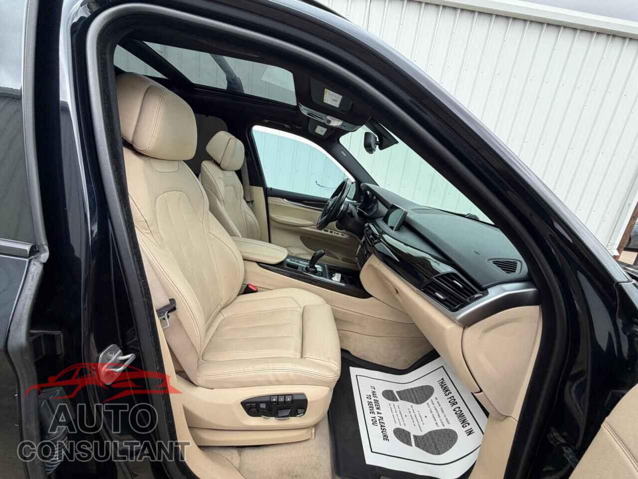 BMW X5 2014 - 5UXKR6C59E0C03003
