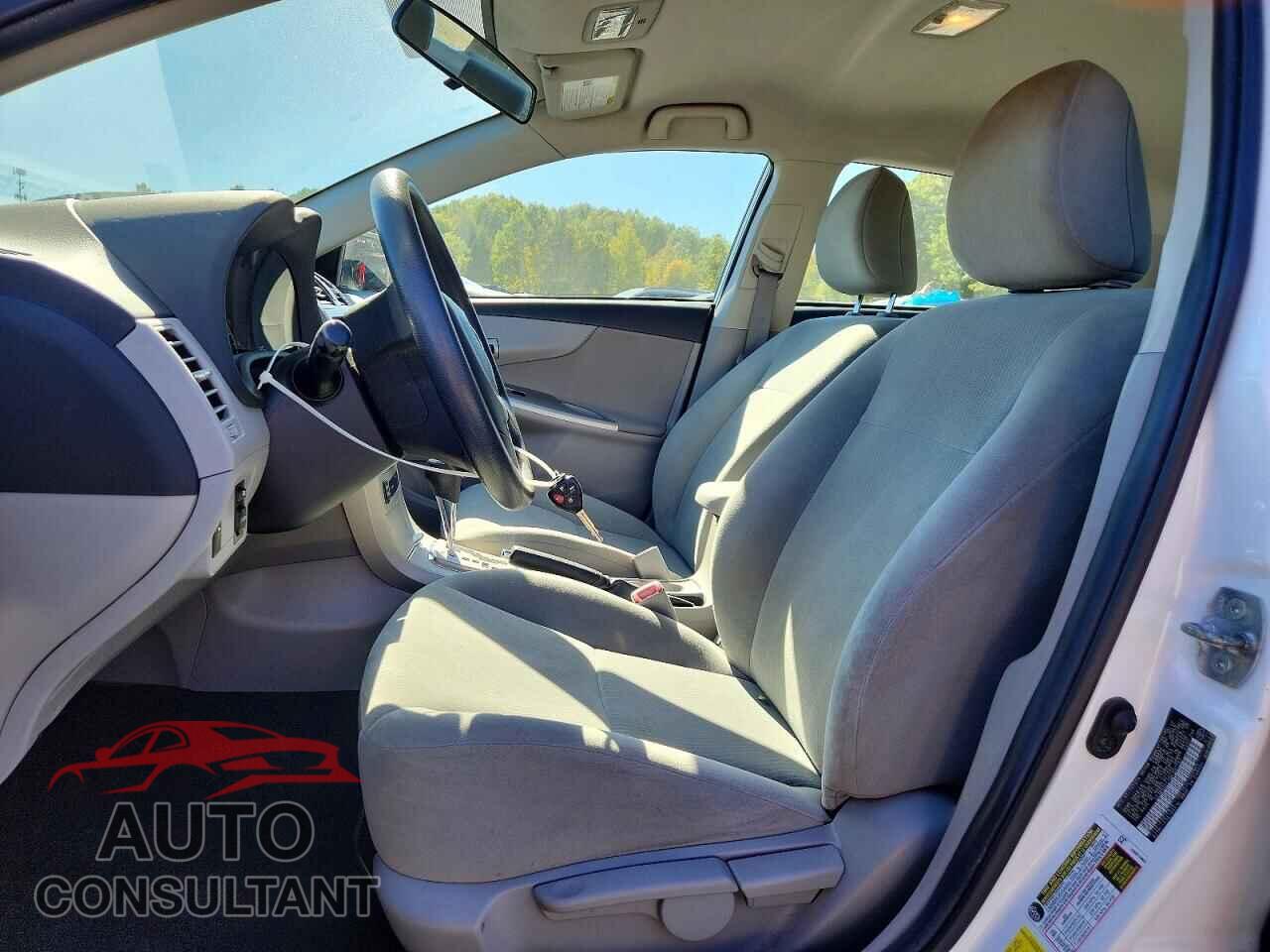 TOYOTA COROLLA 2013 - 2T1BU4EEXDC957787