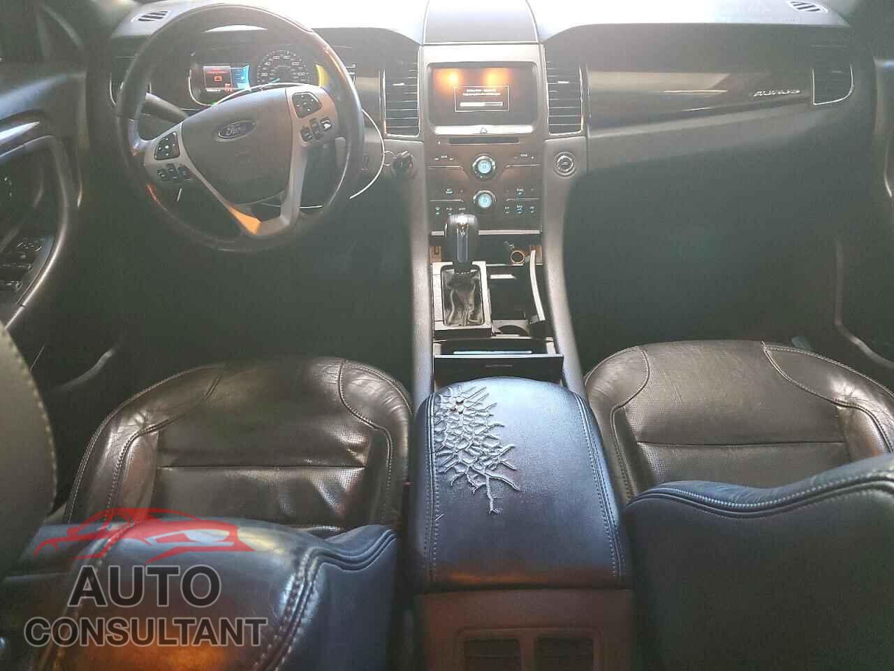 FORD TAURUS 2013 - 1FAHP2F82DG110042