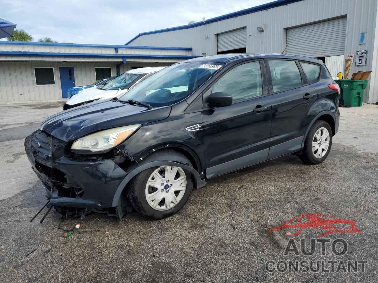 FORD ESCAPE 2016 - 1FMCU0F73GUB12005