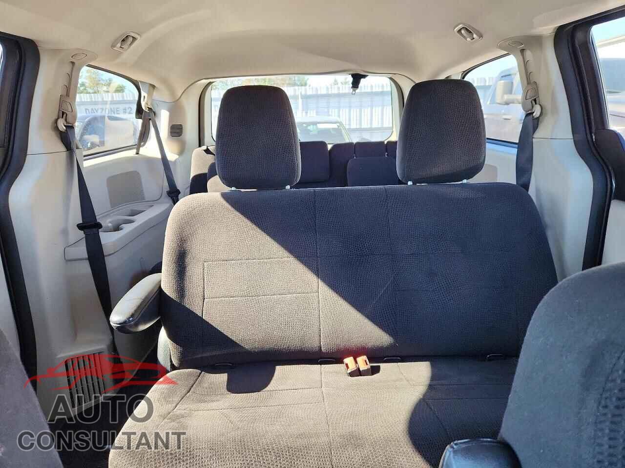 DODGE CARAVAN 2013 - 2C4RDGBG6DR648467