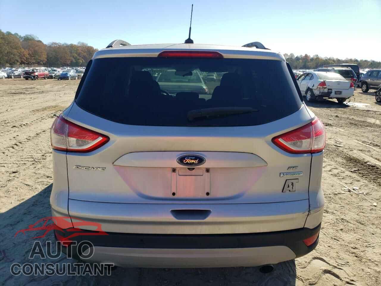 FORD ESCAPE 2014 - 1FMCU0GX0EUC64304