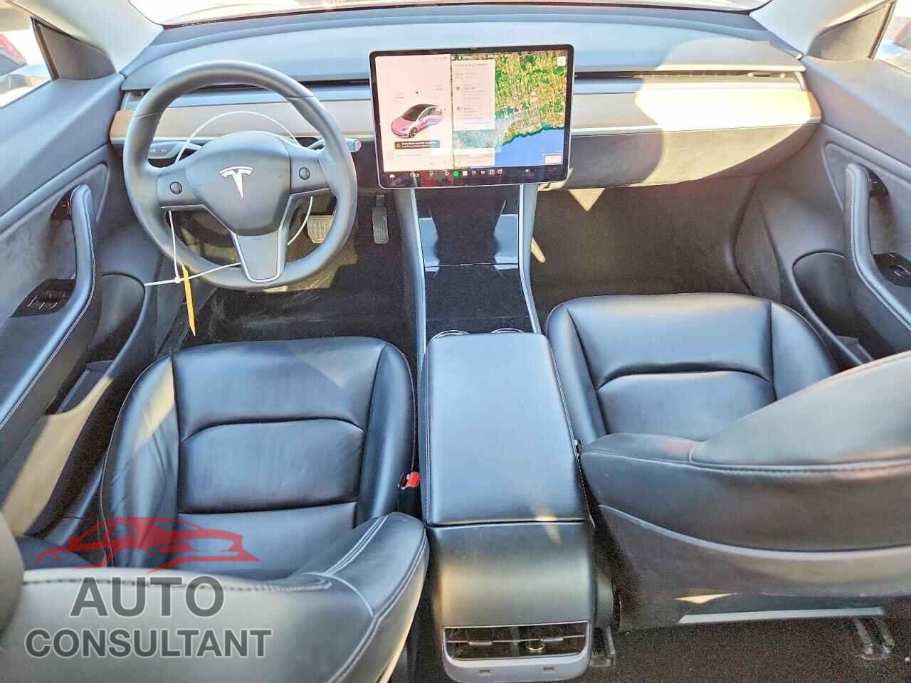 TESLA MODEL 3 2019 - 5YJ3E1EA7KF528872