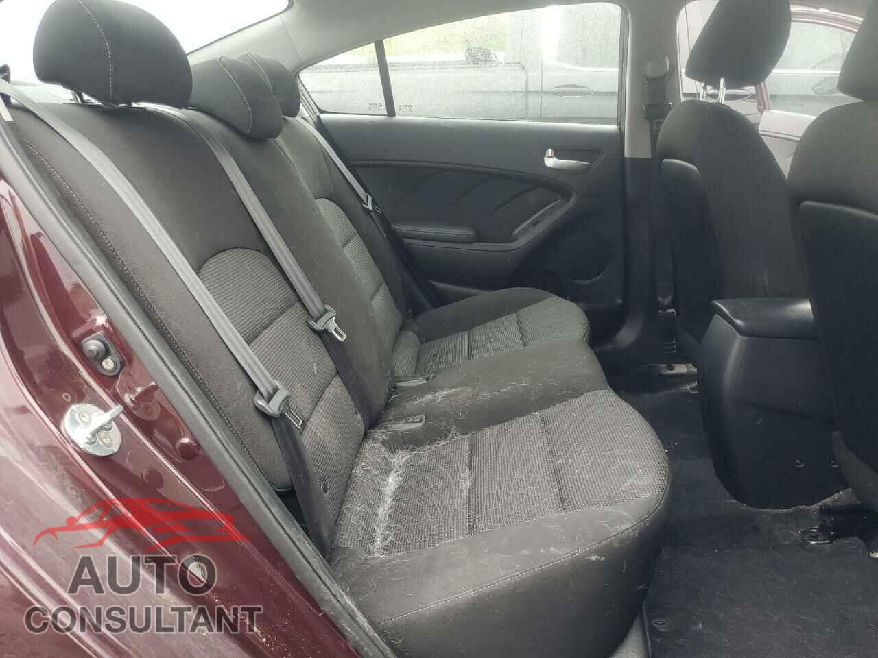 KIA FORTE 2017 - 3KPFK4A77HE013595