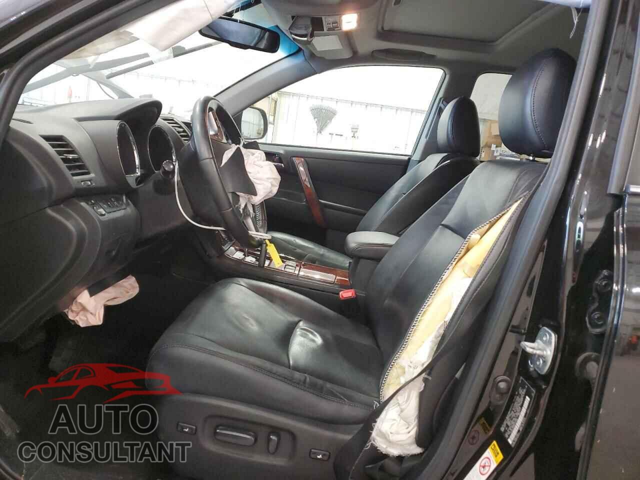 TOYOTA HIGHLANDER 2013 - 5TDDK3EH8DS227564