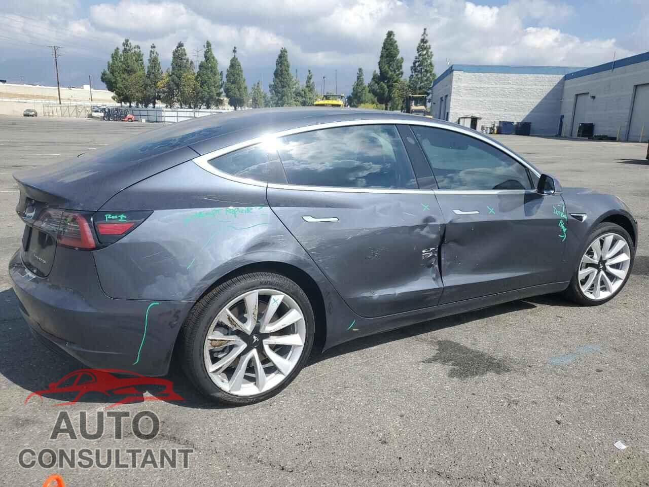 TESLA MODEL 3 2020 - 5YJ3E1EB3LF712071