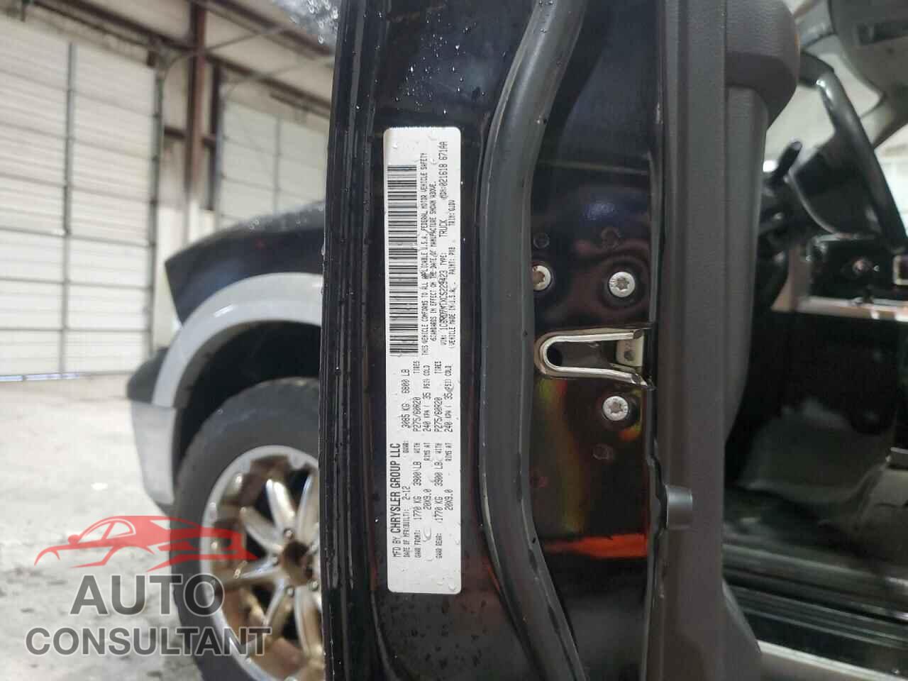 DODGE RAM 1500 2012 - 1C6RD7NTXCS229423