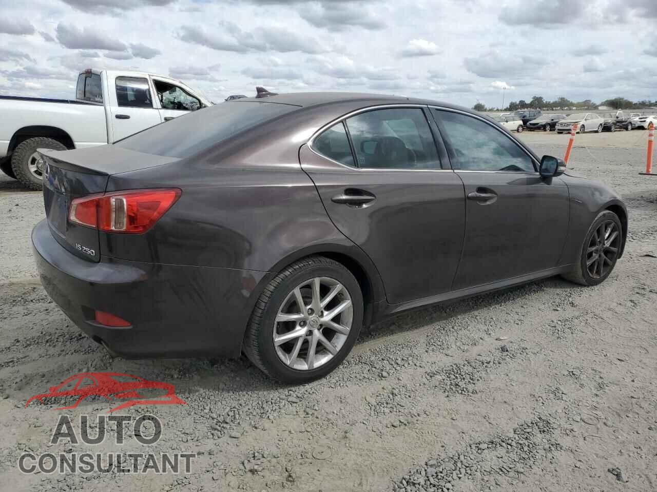 LEXUS IS 2012 - JTHBF5C23C5183143