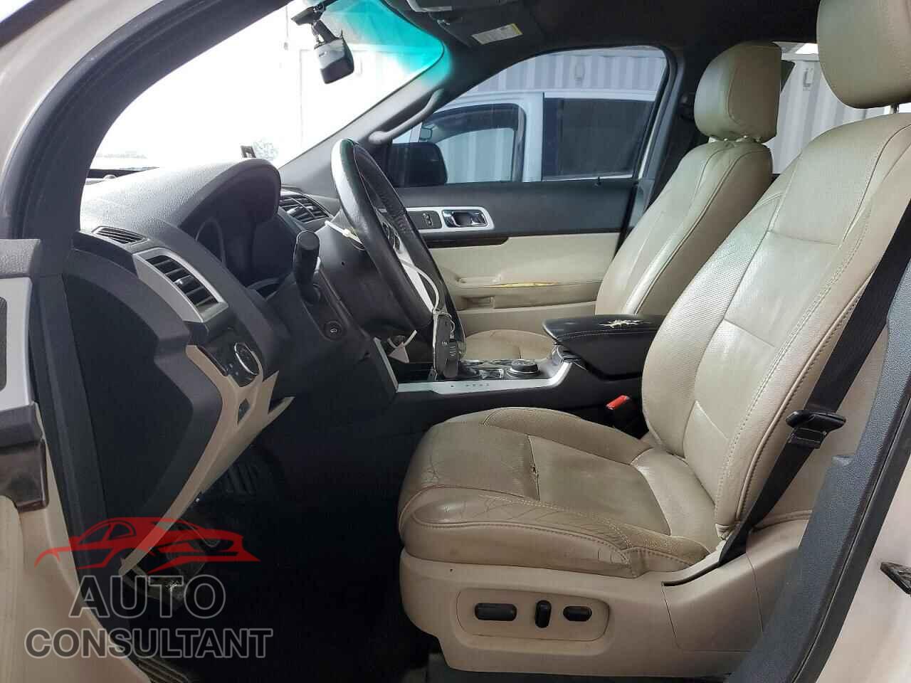FORD EXPLORER 2011 - 1FMHK8F83BGA43066