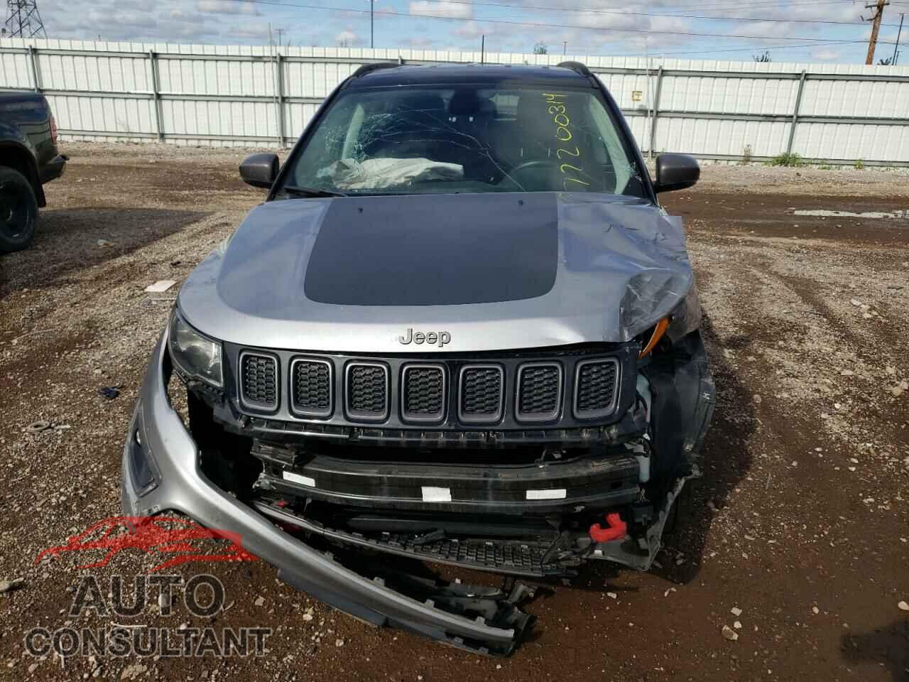 JEEP COMPASS 2018 - 3C4NJDDB1JT144327
