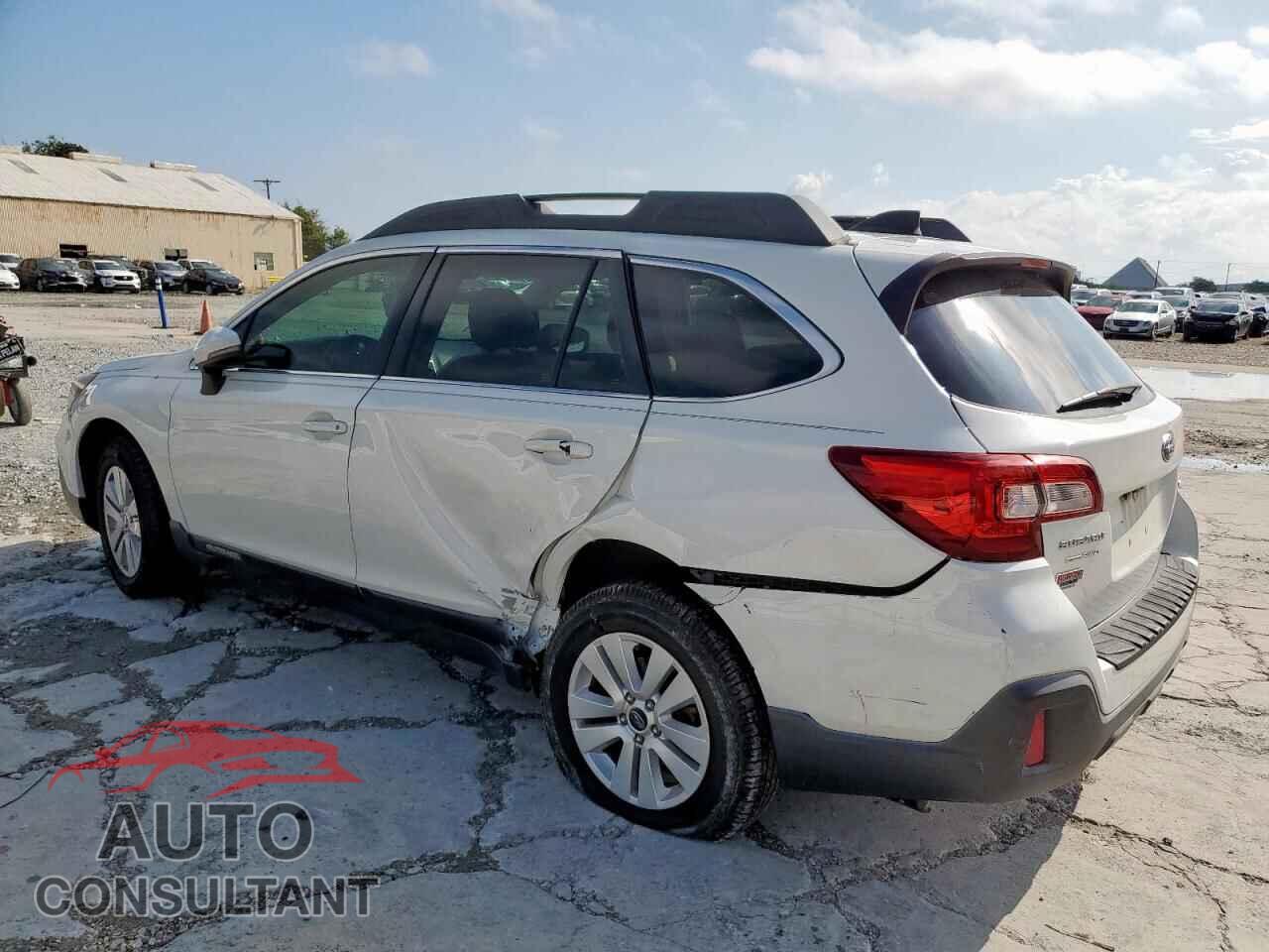 SUBARU OUTBACK 2018 - 4S4BSAFC5J3285669
