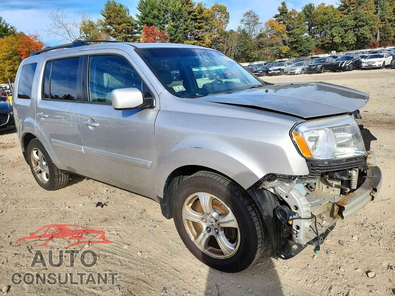 HONDA PILOT 2013 - 5FNYF4H56DB039224