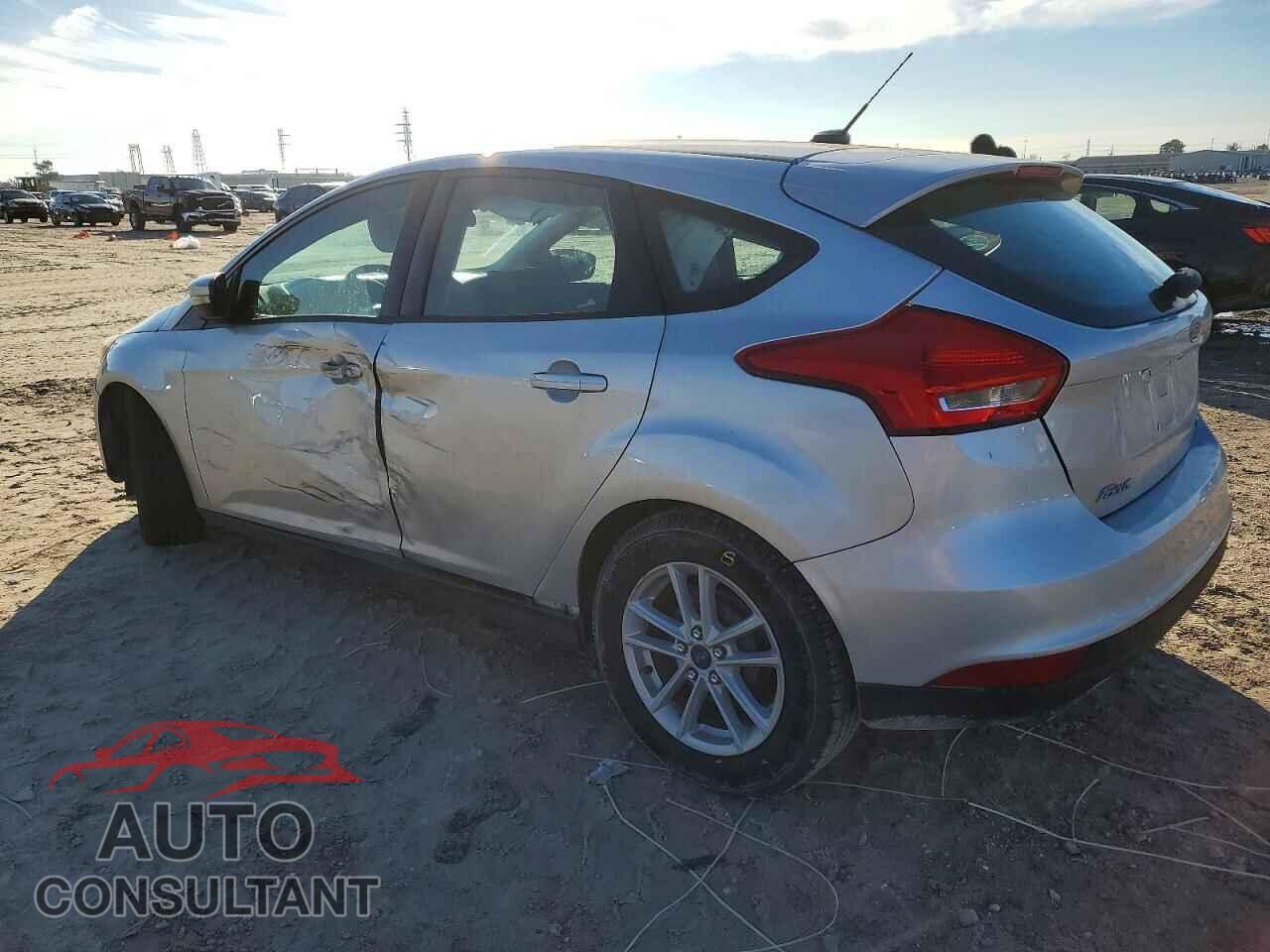 FORD FOCUS 2017 - 1FADP3K25HL286201