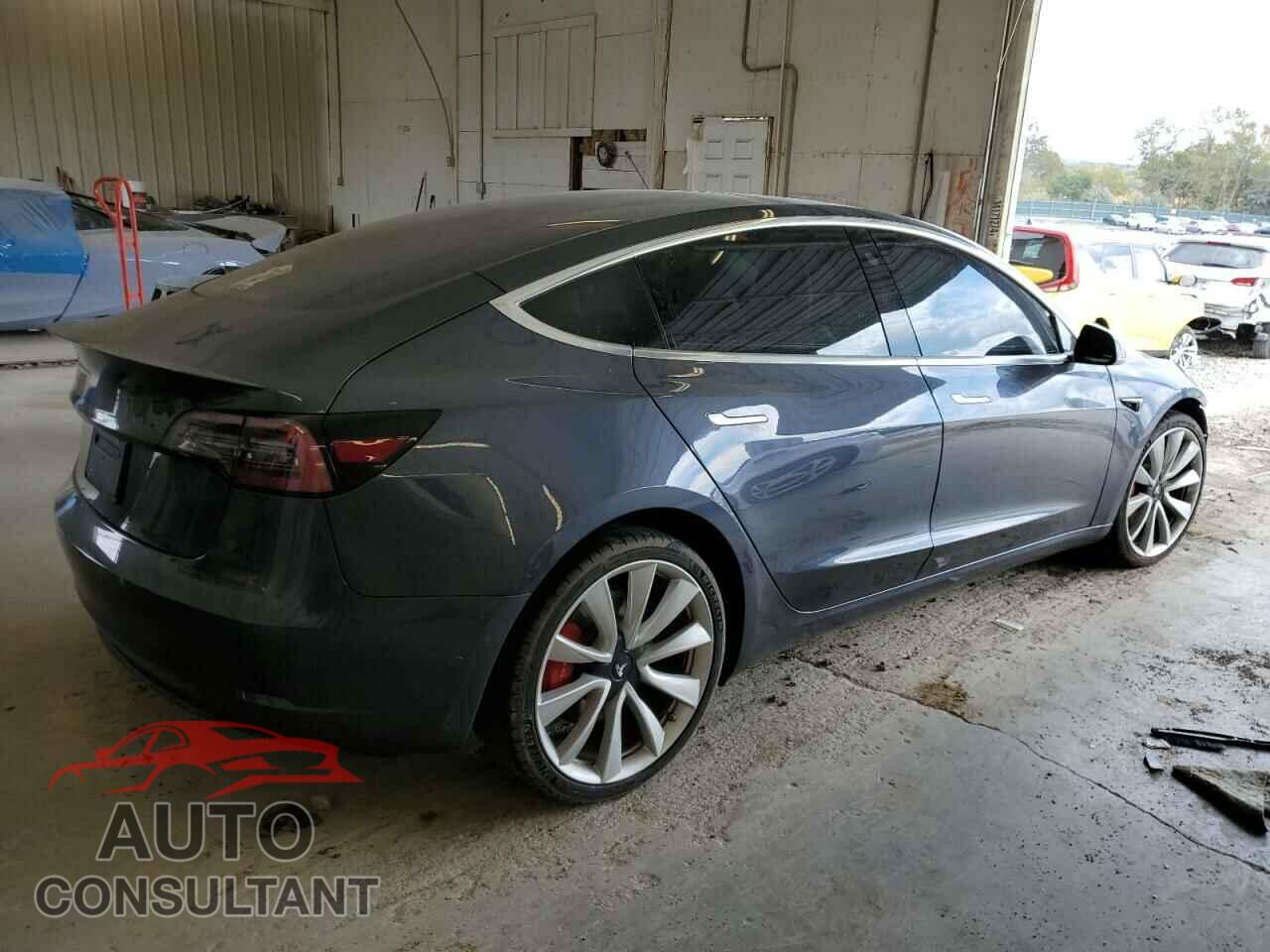 TESLA MODEL 3 2019 - 5YJ3E1EB3KF413727