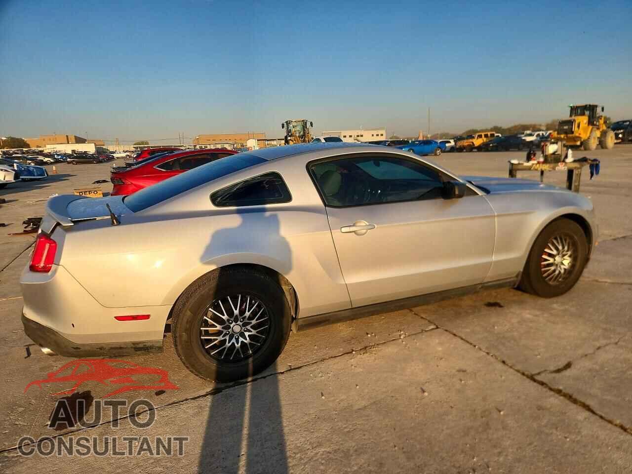 FORD MUSTANG 2012 - 1ZVBP8AM3C5207488