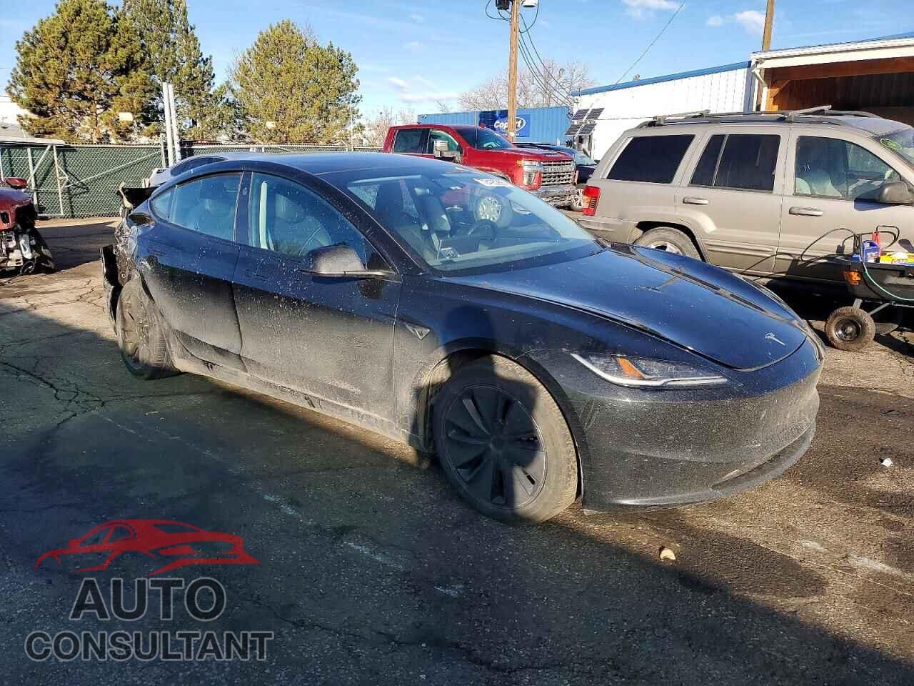 TESLA MODEL 3 2025 - 5YJ3E1EB0SF940754