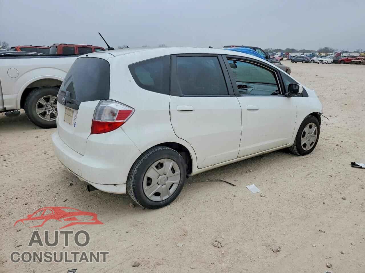 HONDA FIT 2013 - JHMGE8H36DC070666