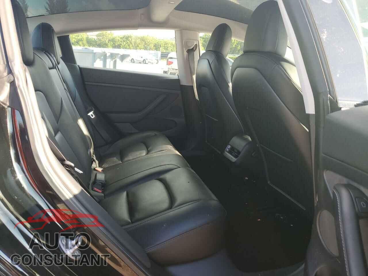 TESLA MODEL 3 2021 - 5YJ3E1EB9MF014789