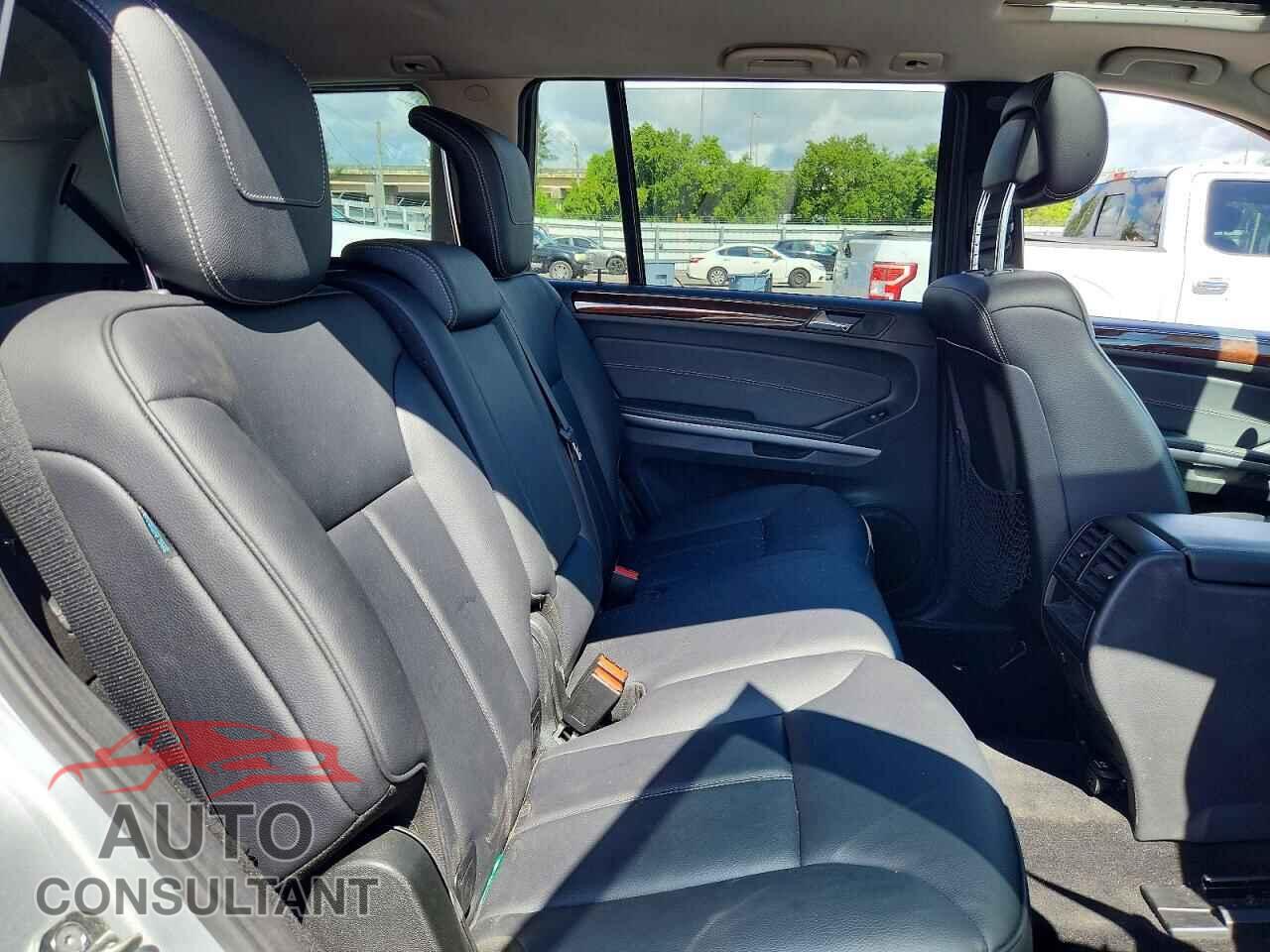 MERCEDES-BENZ GL-CLASS 2012 - 4JGBF7BEXCA771097