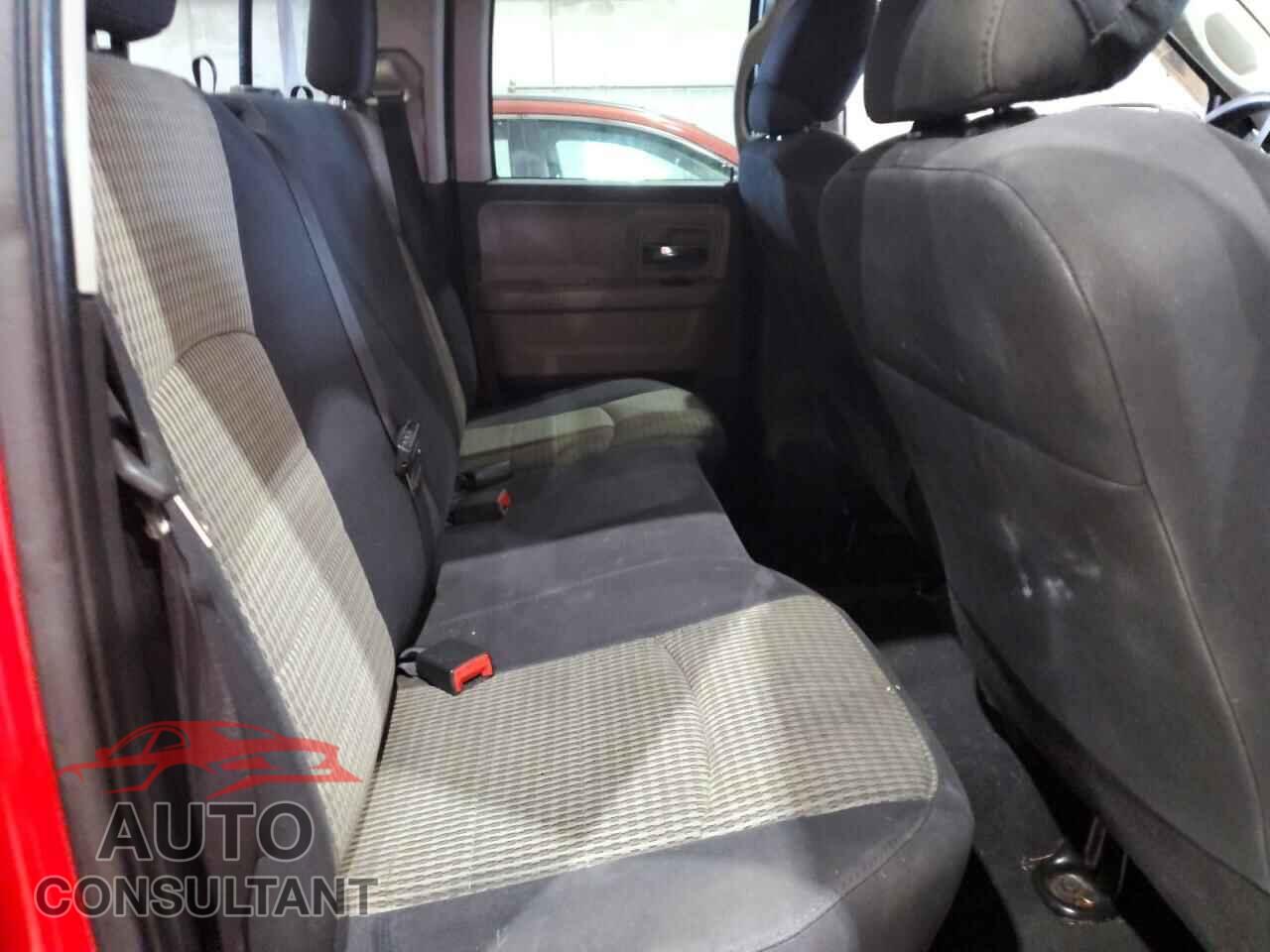 DODGE RAM 1500 2011 - 1D7RB1GP6BS674077
