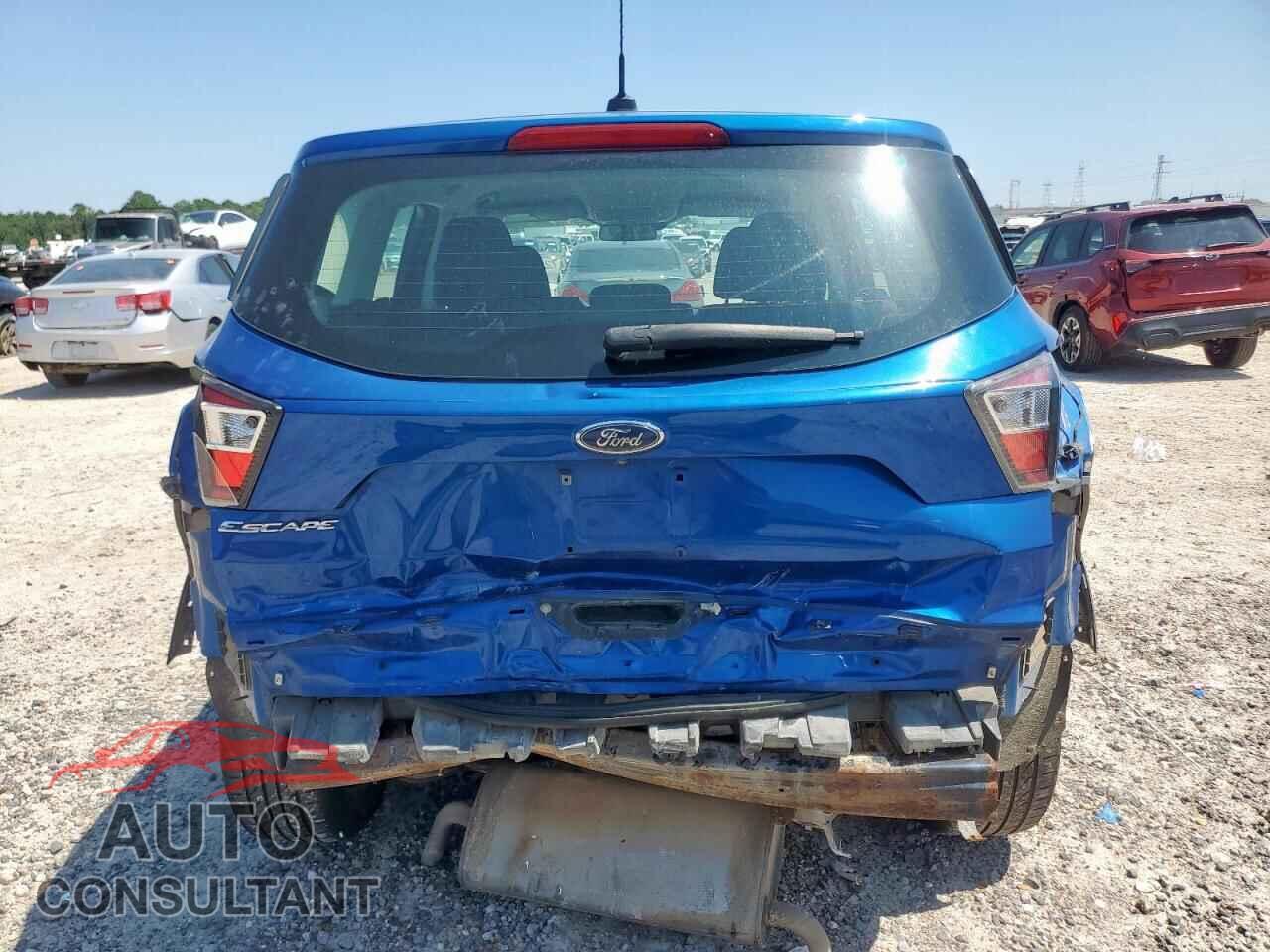 FORD ESCAPE 2017 - 1FMCU0F74HUA47781