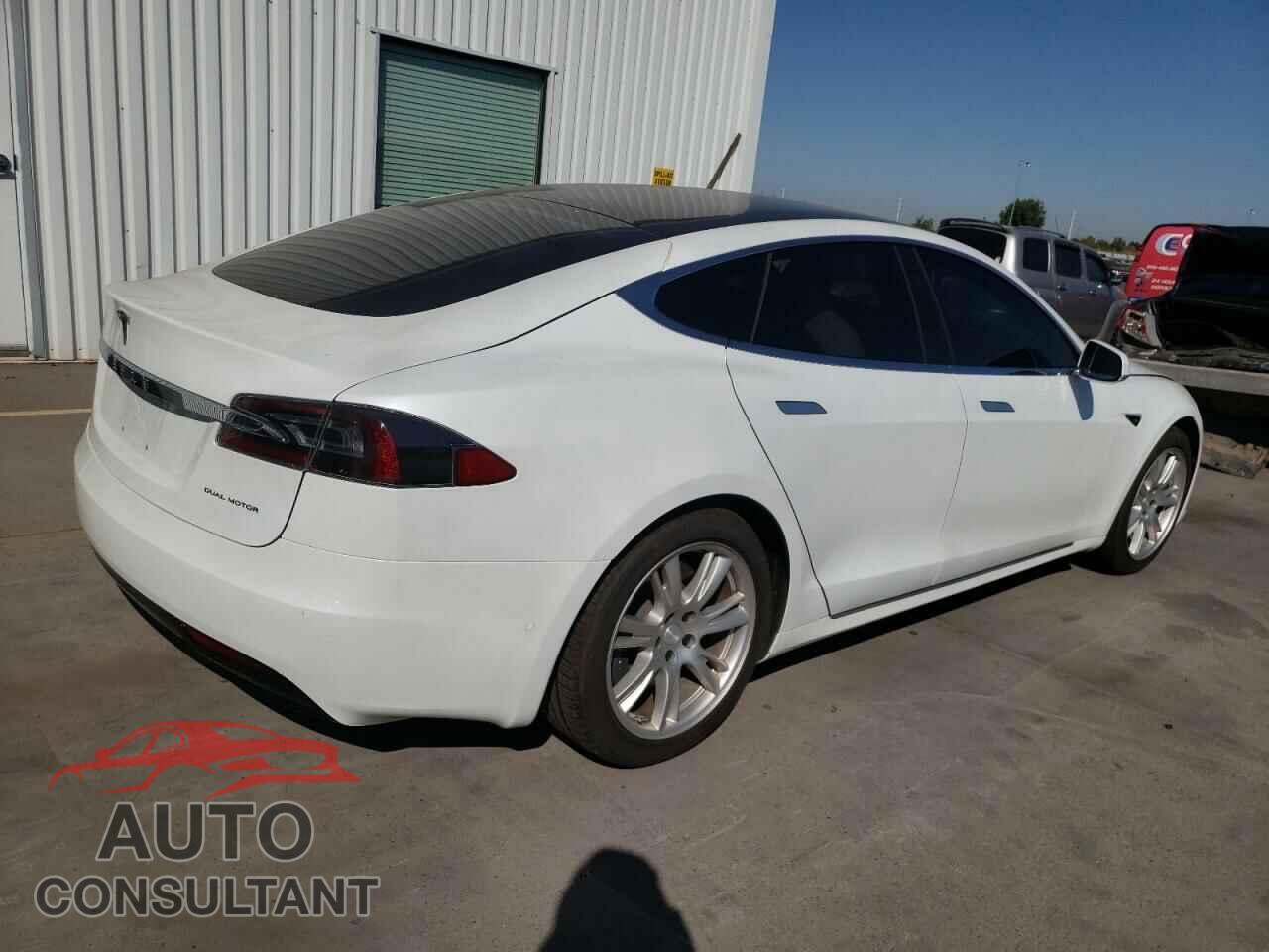 TESLA MODEL S 2020 - 5YJSA1E21LF399853