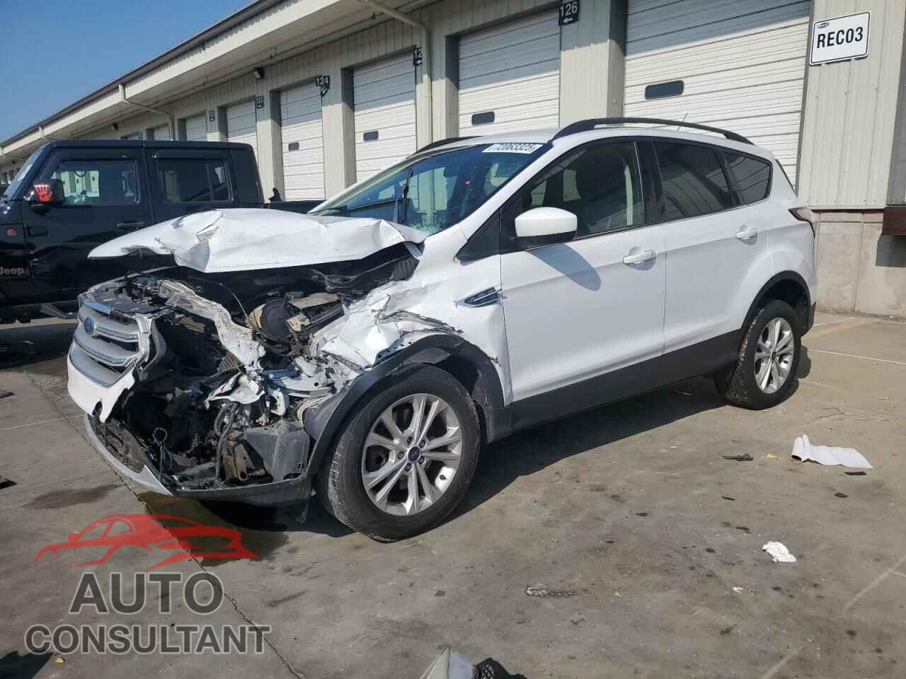 FORD ESCAPE 2018 - 1FMCU9GD7JUC02144