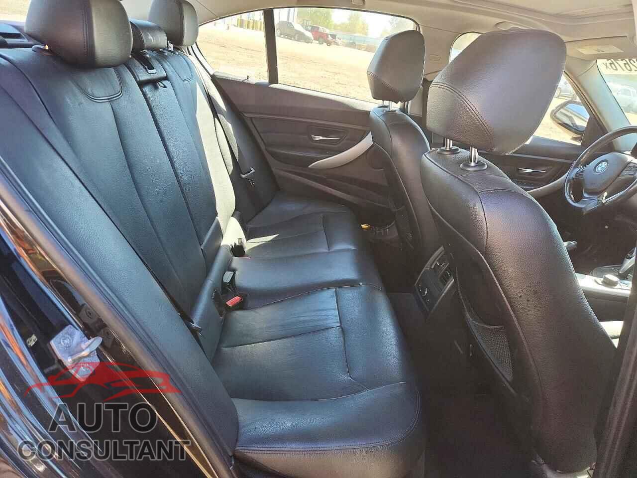 BMW 3 SERIES 2013 - WBA3B3C56DF539223
