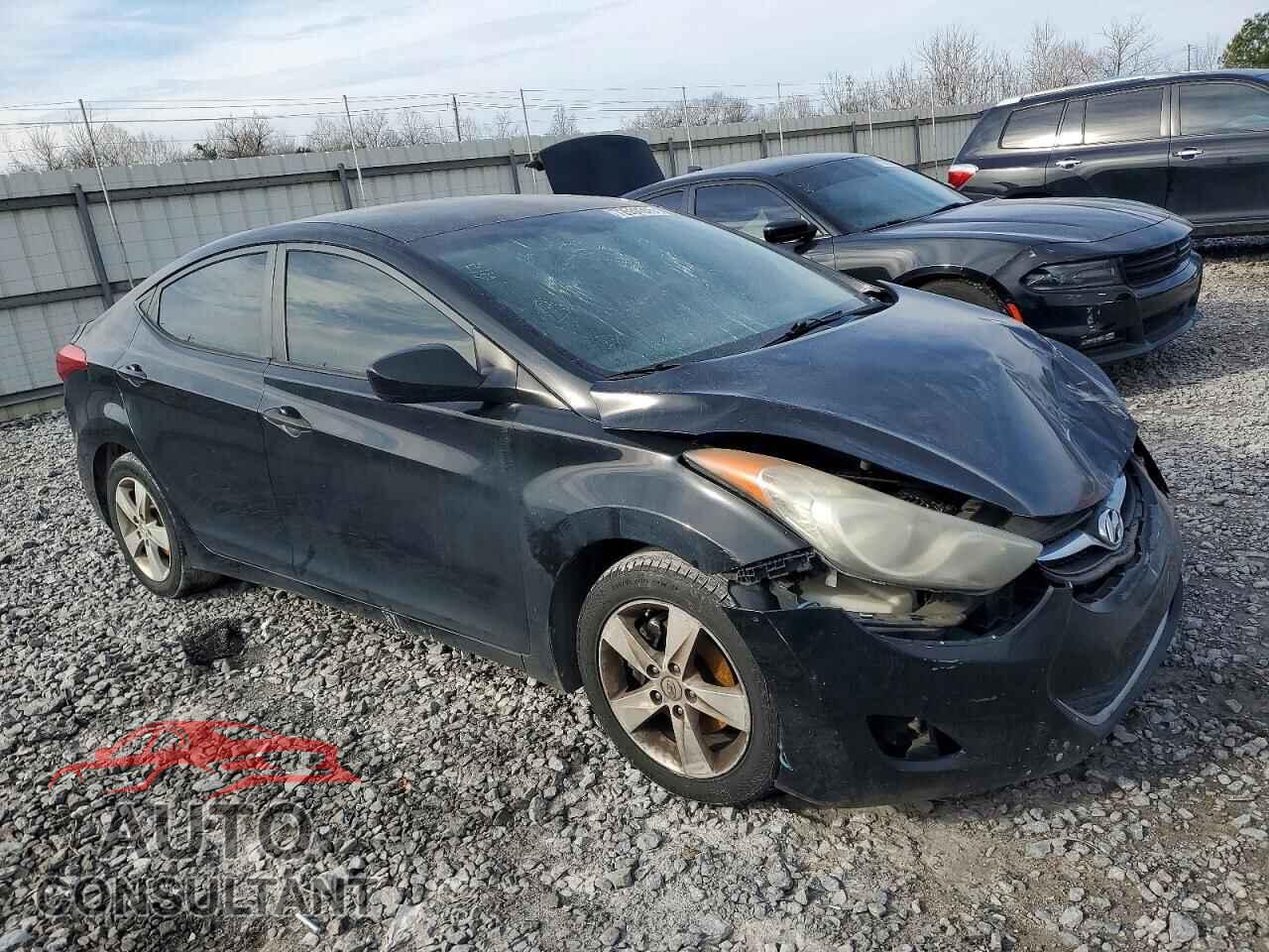 HYUNDAI ELANTRA 2012 - KMHDH4AE7CU475732